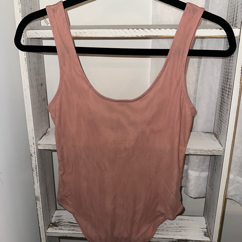 Women's Pink Sleeveless Top